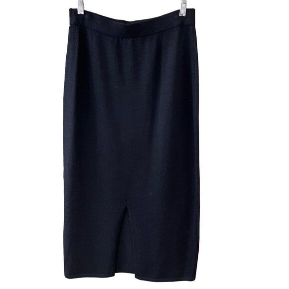 St. John Basics Vintage Santana Knit Back Slit Skirt Size 8 - Picture 2 of 9